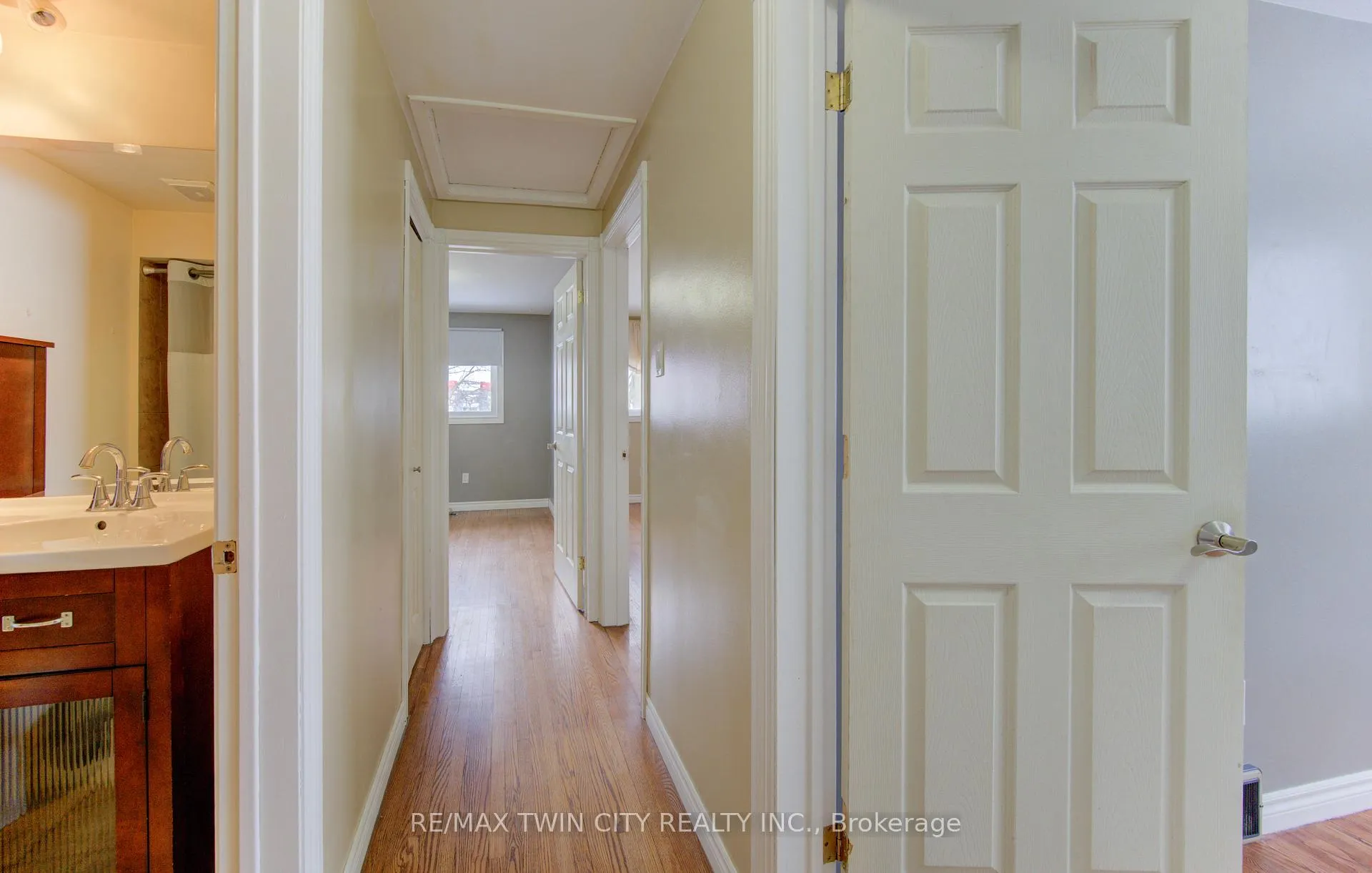 Photo 19 of Unit A, 600 Mount Anne Drive, Waterloo — HOMEH