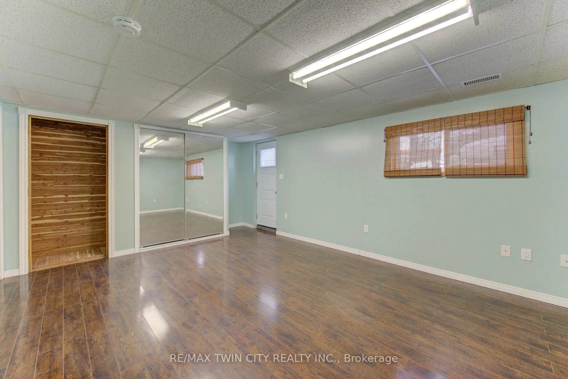 Photo 25 of Unit A, 600 Mount Anne Drive, Waterloo — HOMEH