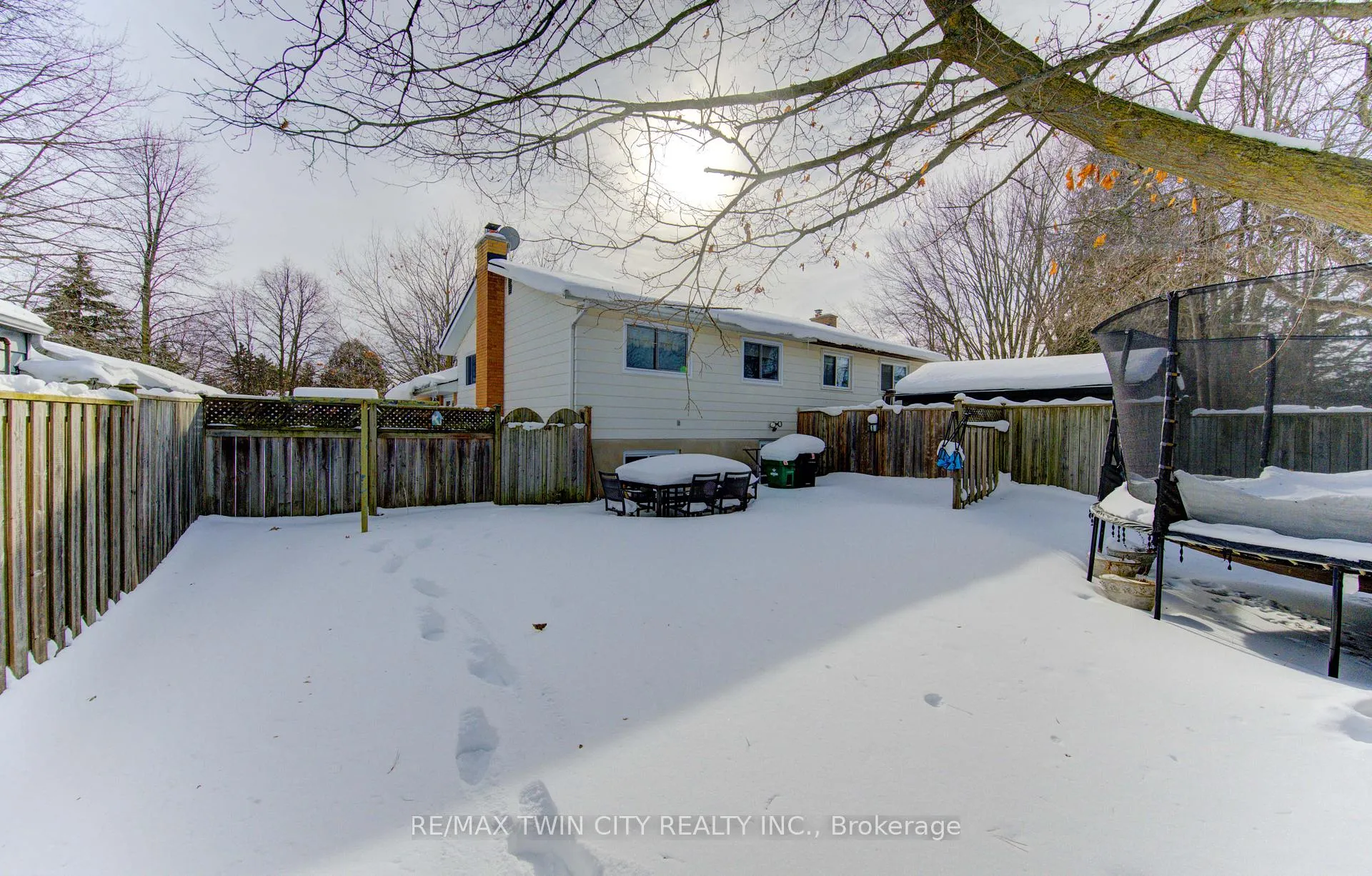 Photo 32 of Unit A, 600 Mount Anne Drive, Waterloo — HOMEH