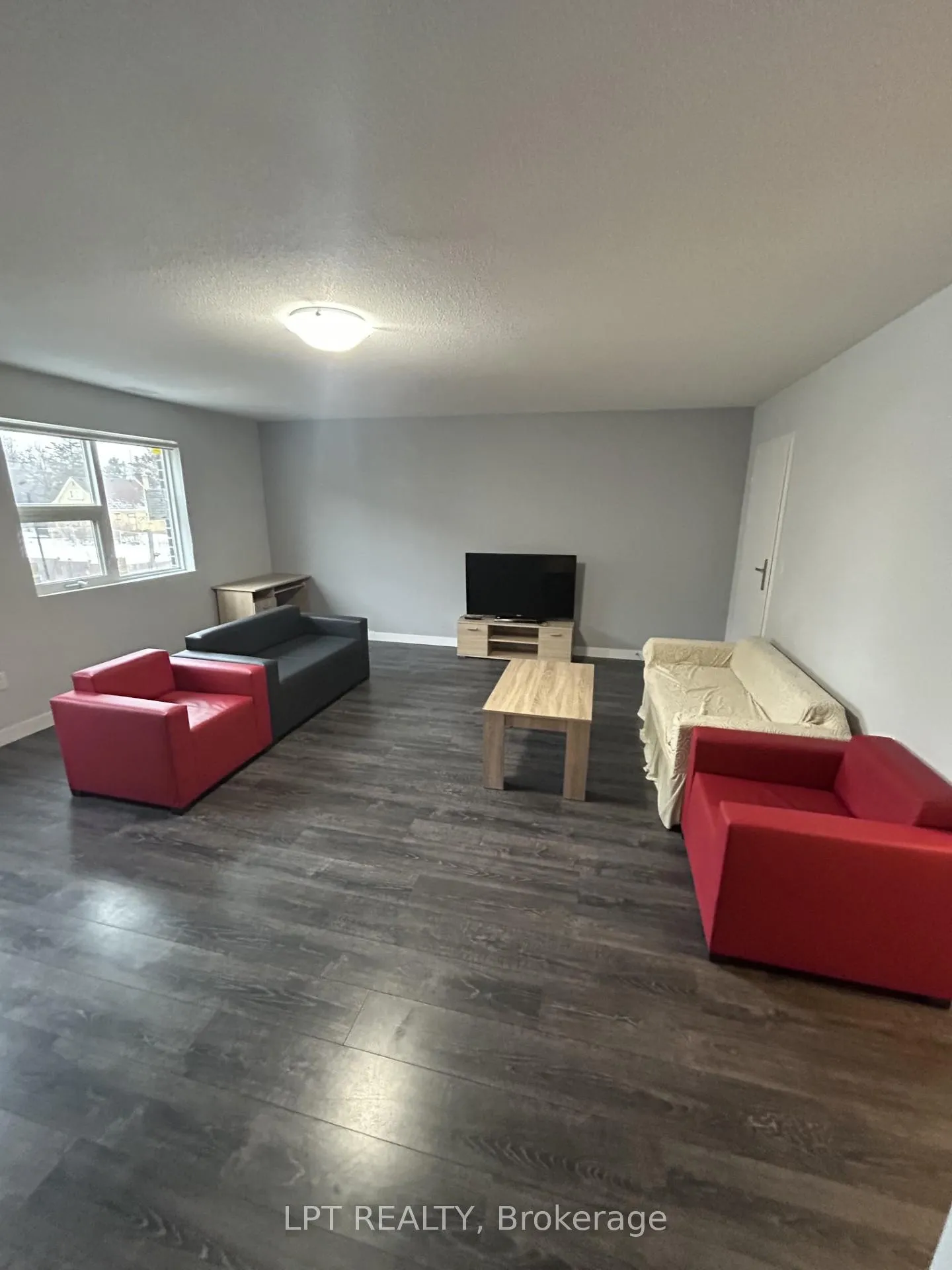 Front of Unit 219, 338 Albert Street