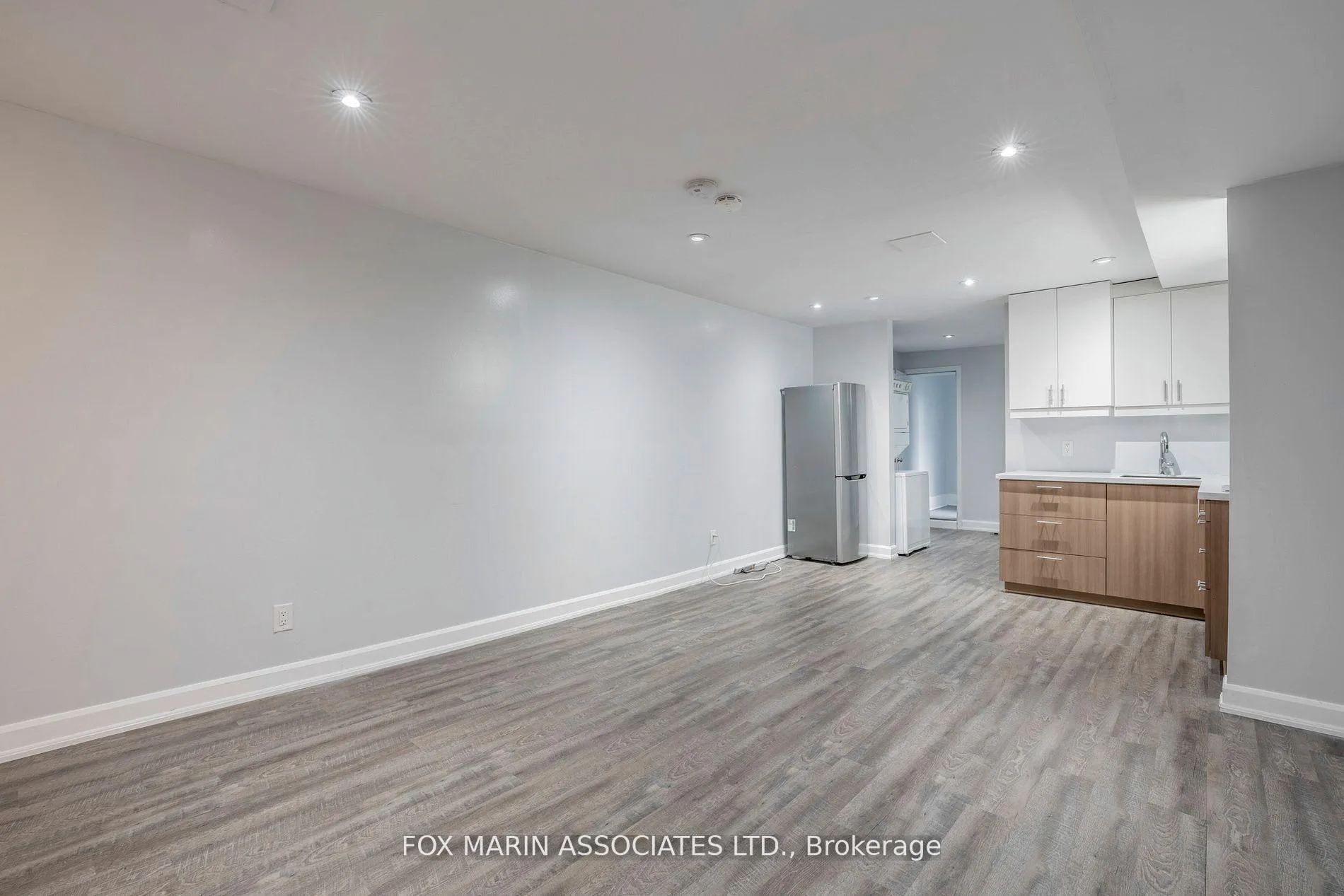 Photo 13 of Unit Lower, 19 Pretoria Avenue, Toronto, Playter Estates-Danforth — HOMEH