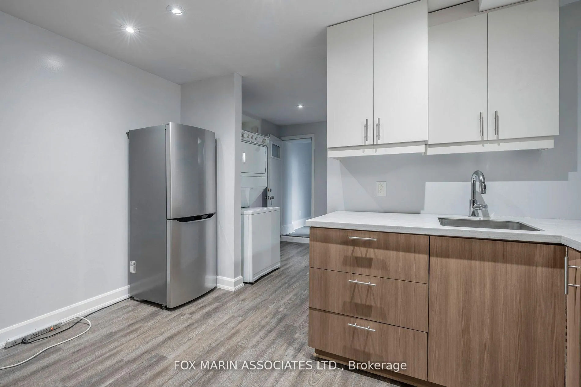 Photo 14 of Unit Lower, 19 Pretoria Avenue, Toronto, Playter Estates-Danforth — HOMEH