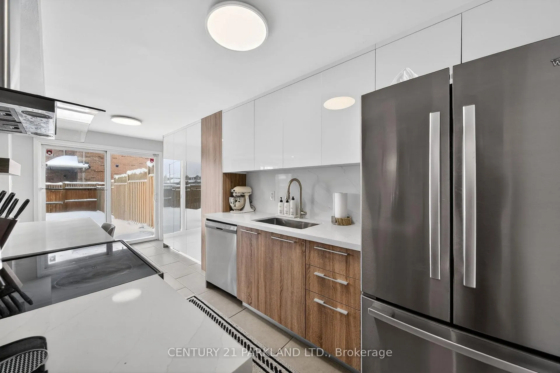 Photo 12 of 3 Majesty Boulevard, Barrie, Innis-Shore — HOMEH