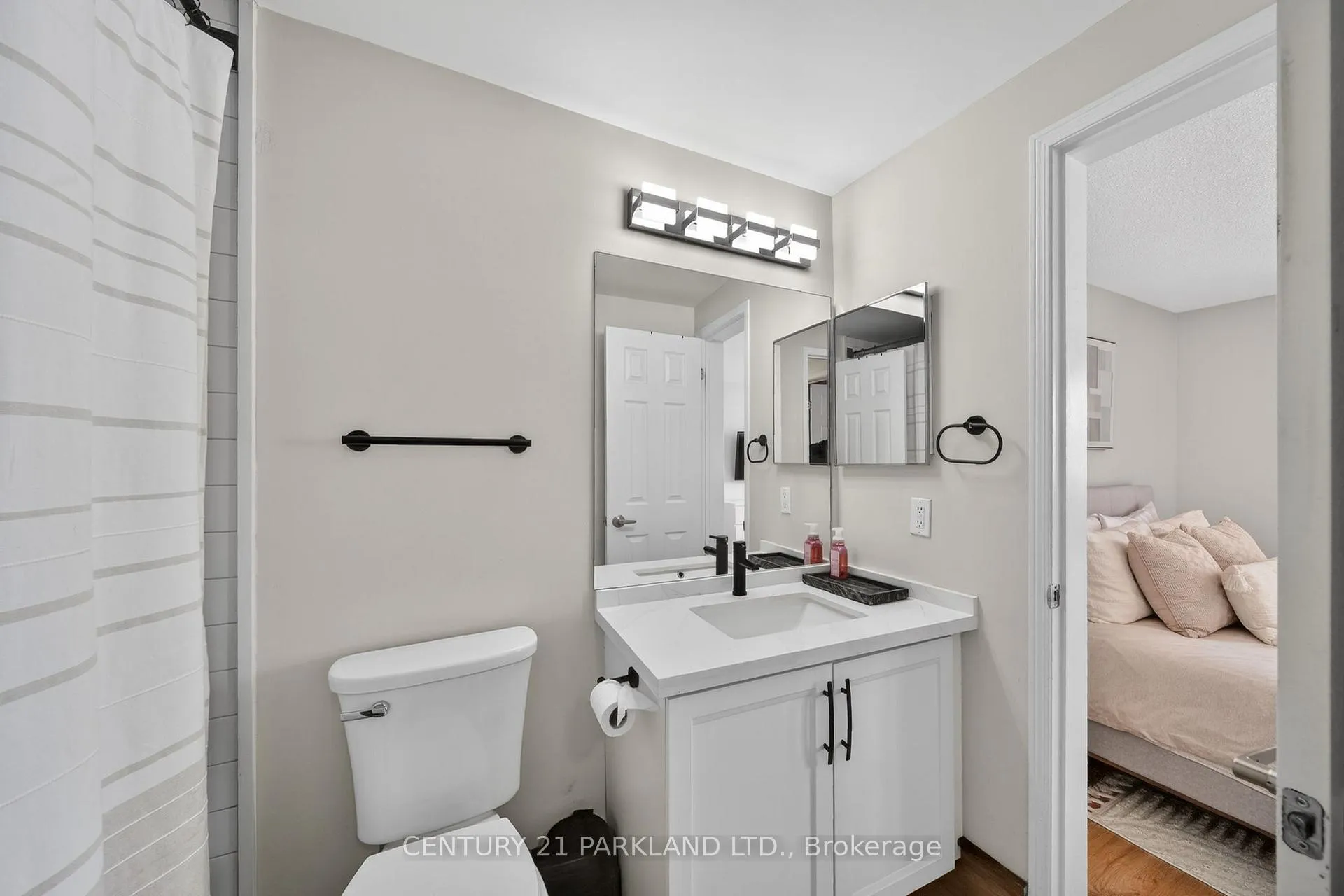 Photo 21 of 3 Majesty Boulevard, Barrie, Innis-Shore — HOMEH