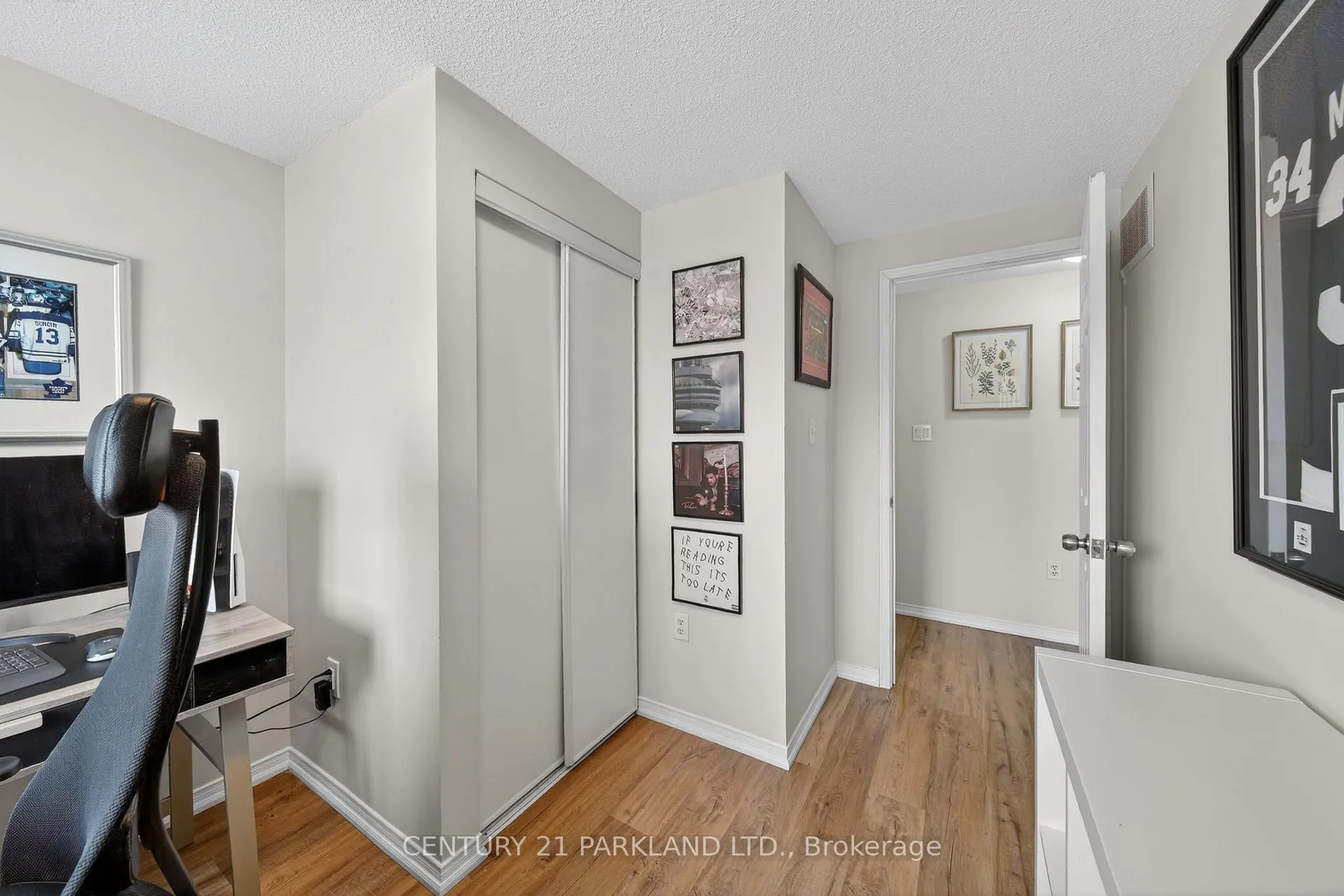 Photo 24 of 3 Majesty Boulevard, Barrie, Innis-Shore — HOMEH