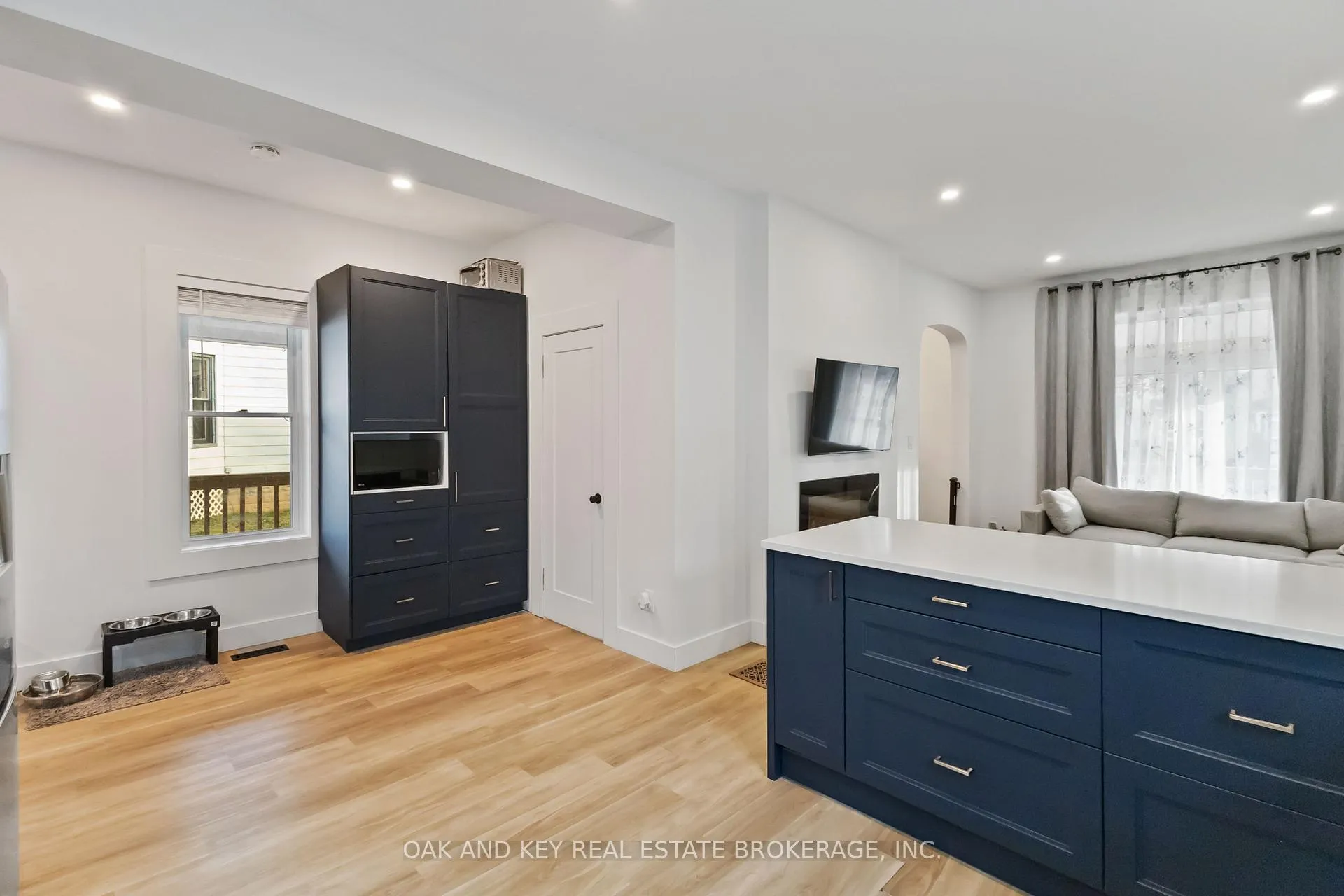 Photo 18 of 181 Wellington Street, St. Thomas — HOMEH