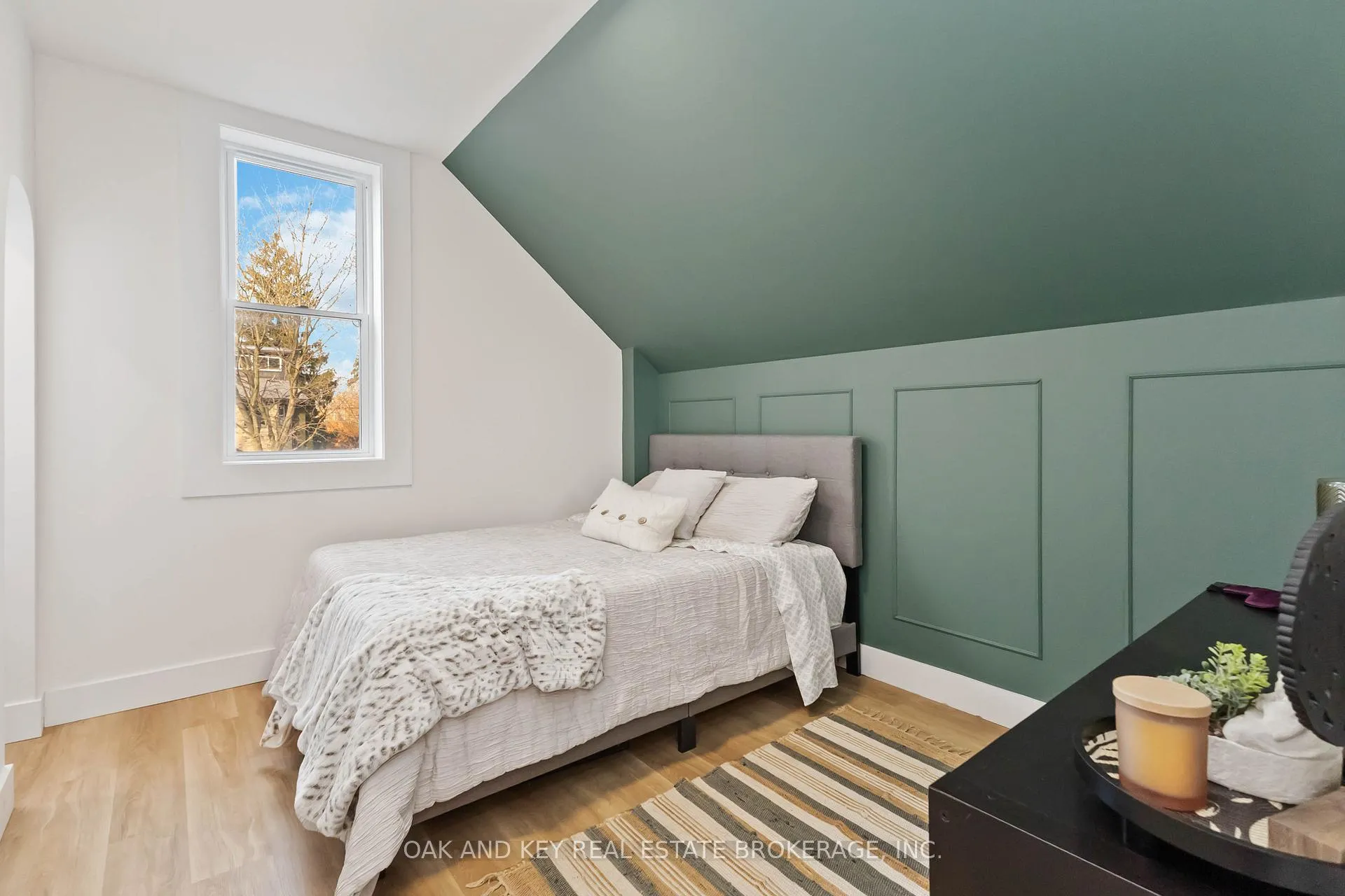 Photo 33 of 181 Wellington Street, St. Thomas — HOMEH