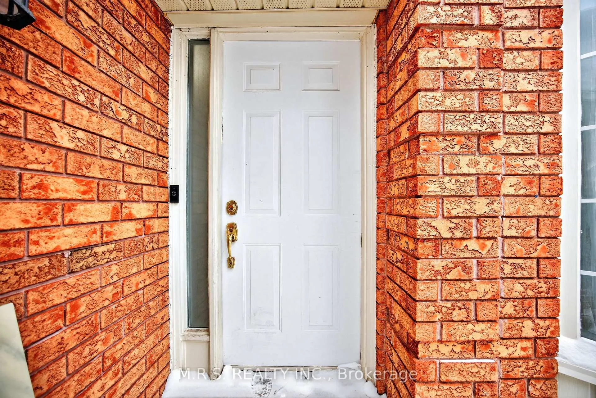 Photo 4 of 11 Barwick Drive, Barrie, West Bayfield — HOMEH