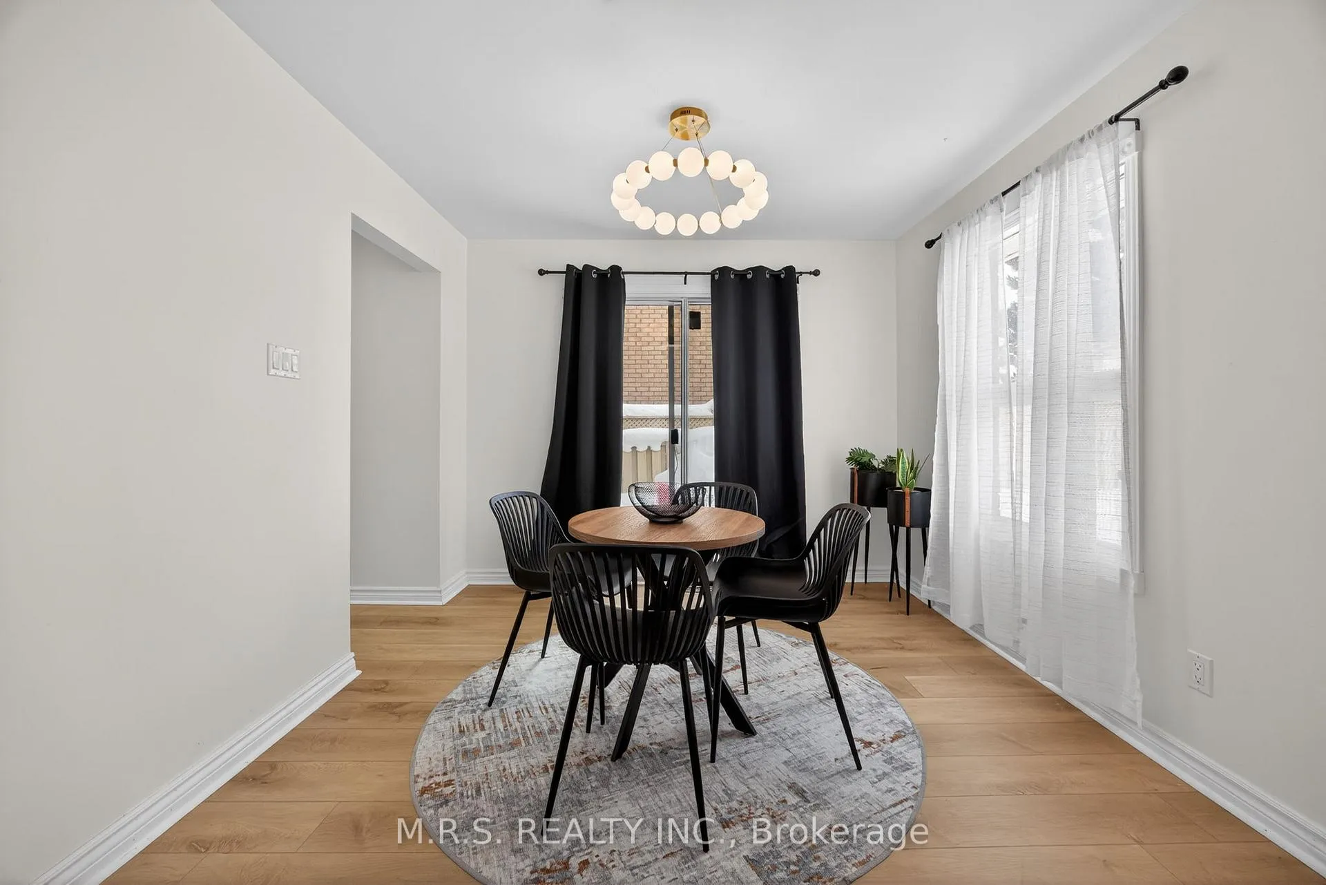 Photo 17 of 11 Barwick Drive, Barrie, West Bayfield — HOMEH
