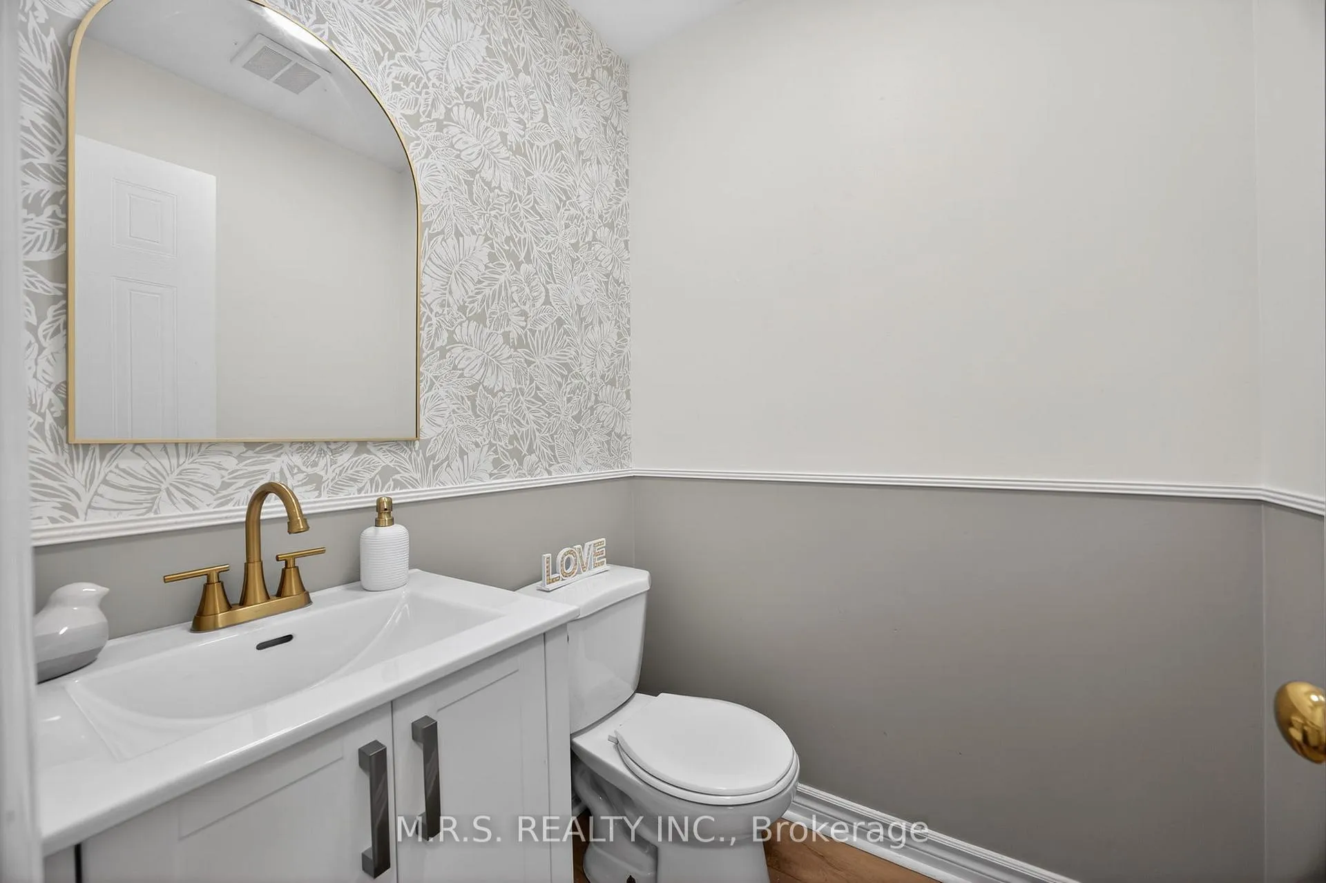 Photo 19 of 11 Barwick Drive, Barrie, West Bayfield — HOMEH