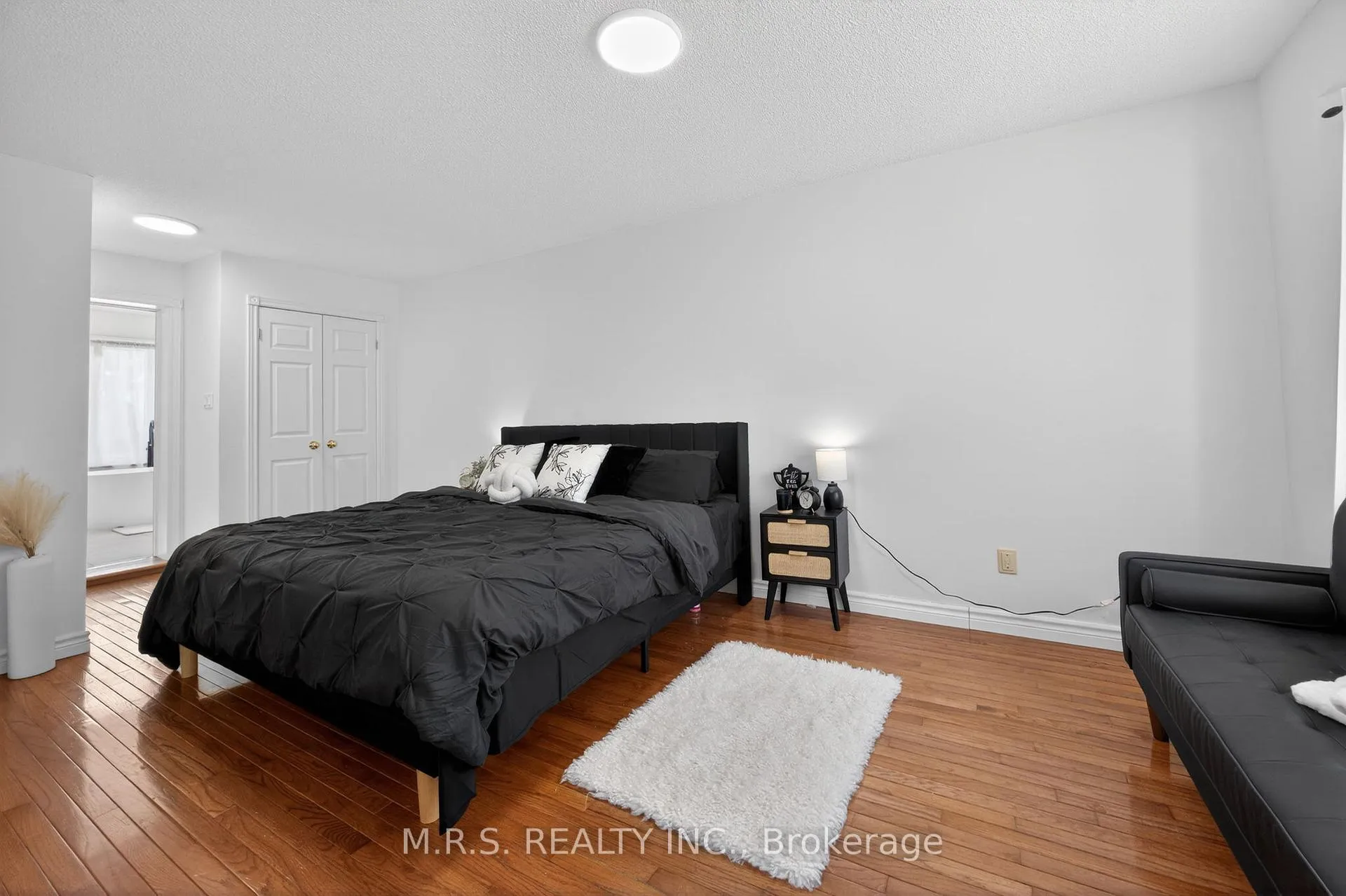 Photo 23 of 11 Barwick Drive, Barrie, West Bayfield — HOMEH