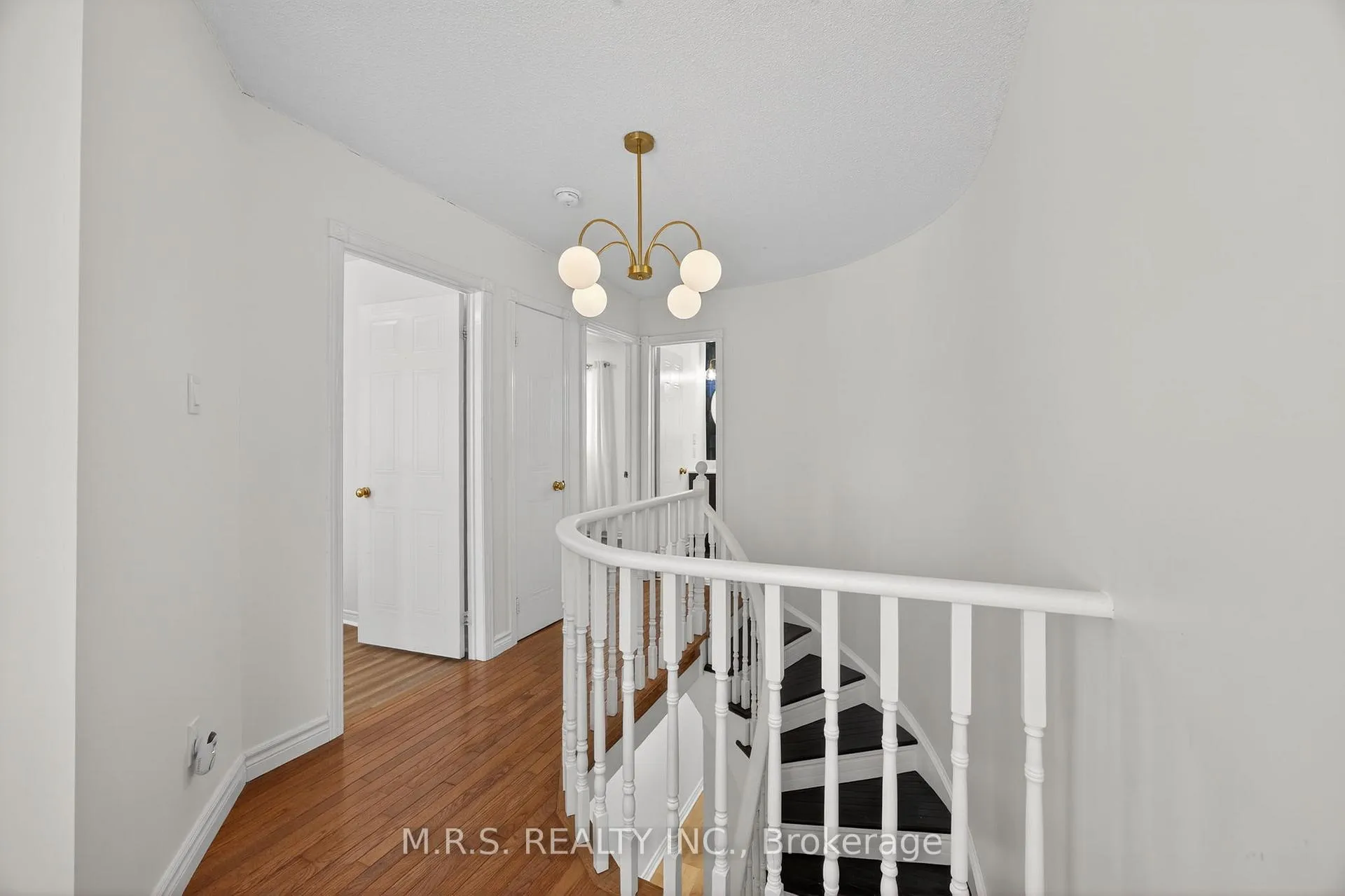 Photo 32 of 11 Barwick Drive, Barrie, West Bayfield — HOMEH