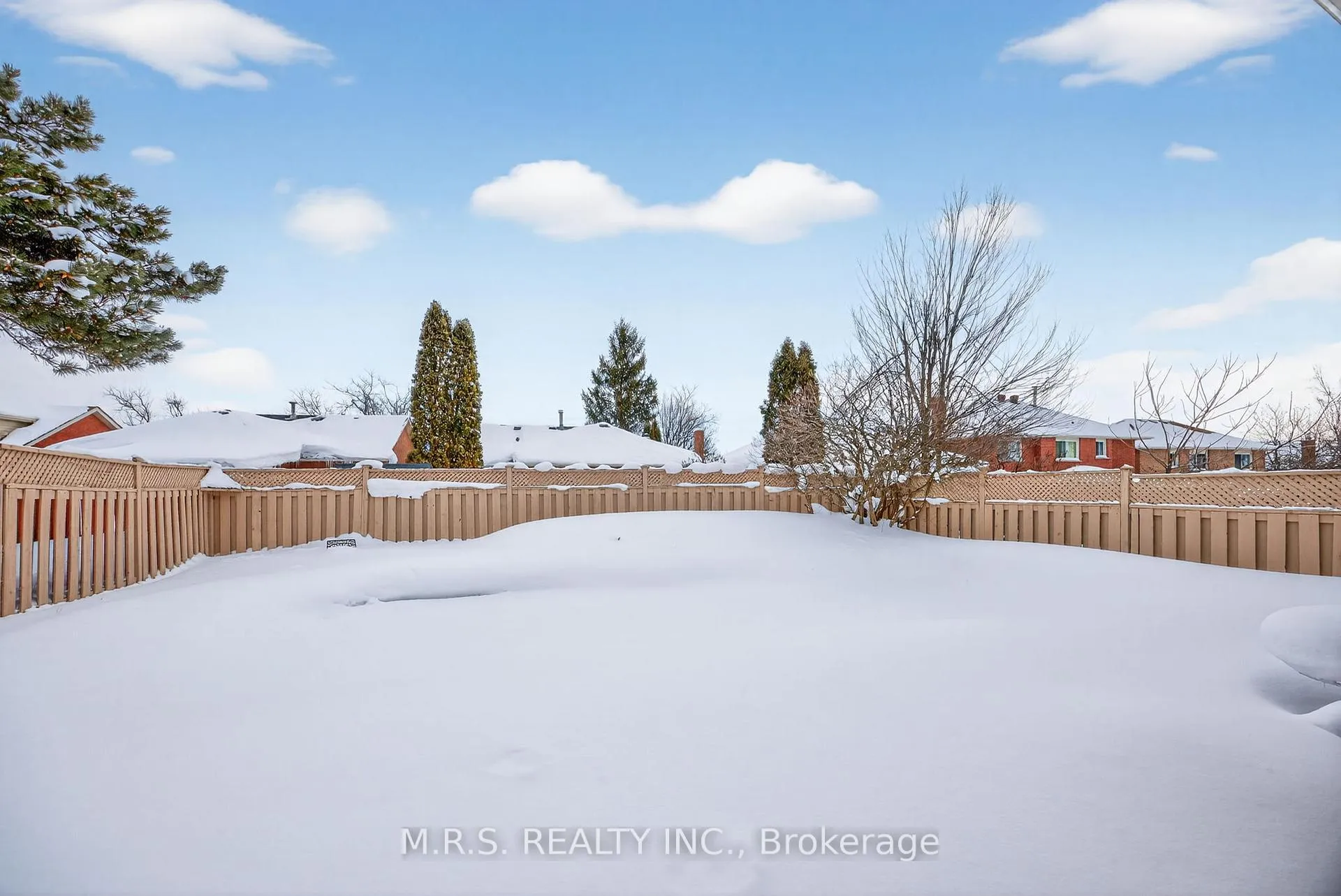 Photo 40 of 11 Barwick Drive, Barrie, West Bayfield — HOMEH