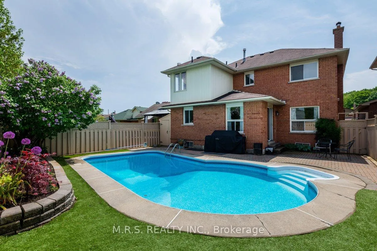 Photo 42 of 11 Barwick Drive, Barrie, West Bayfield — HOMEH