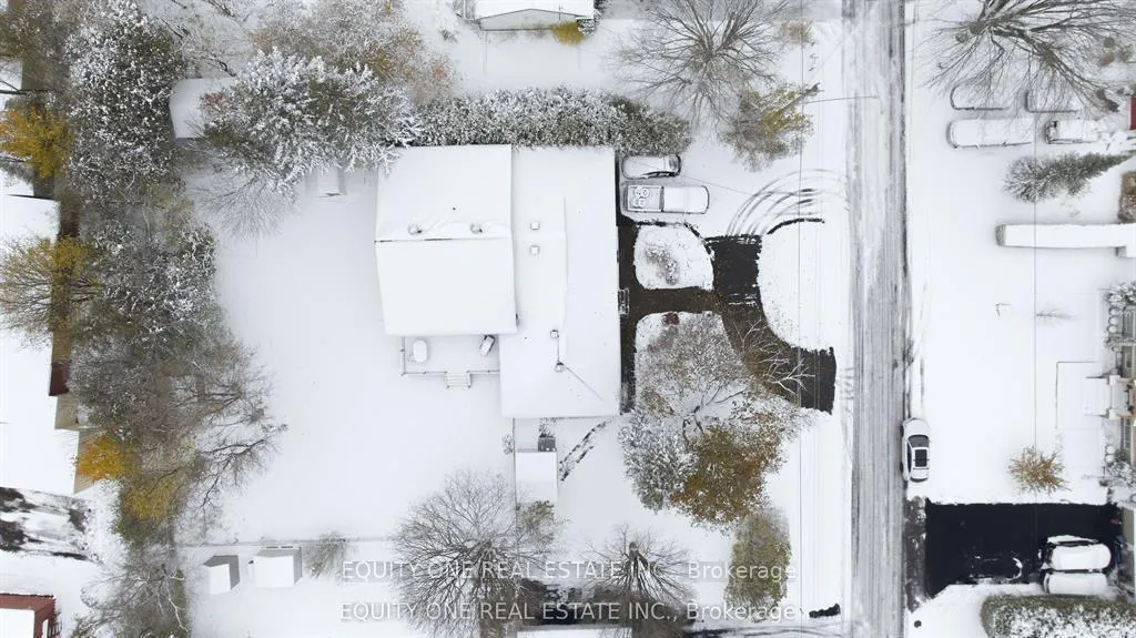 Photo 2 of 17 Savage Drive, Ottawa, Stittsville (Central) — HOMEH