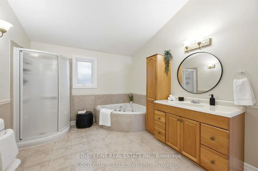 Photo 33 of 17 Savage Drive, Ottawa, Stittsville (Central) — HOMEH