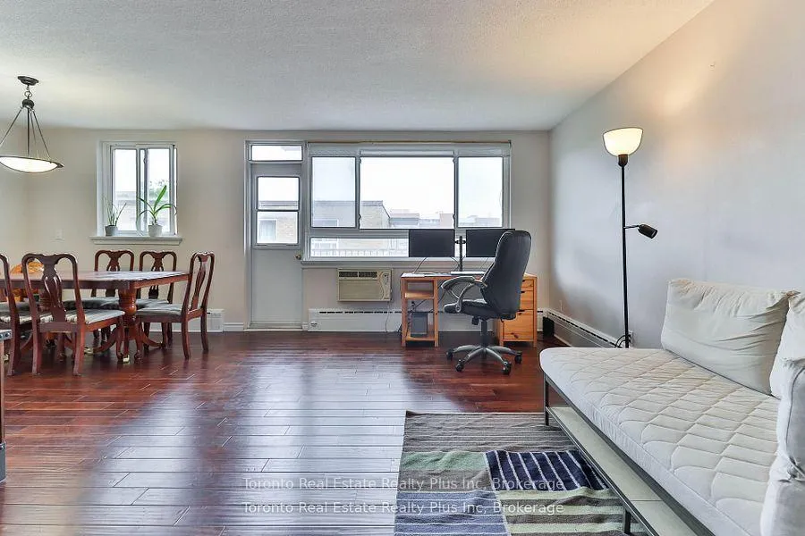 Photo 8 of Unit 303, 55 Neptune Drive, Toronto, Englemount-Lawrence — HOMEH