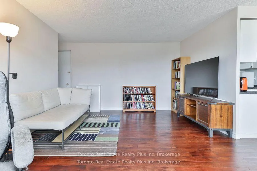 Photo 11 of Unit 303, 55 Neptune Drive, Toronto, Englemount-Lawrence — HOMEH