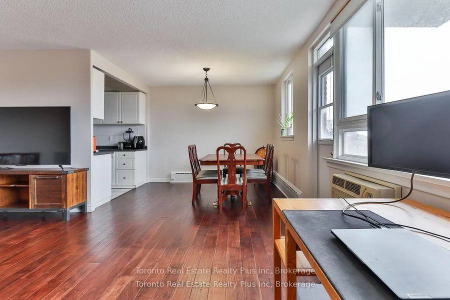 Photo 12 of Unit 303, 55 Neptune Drive, Toronto, Englemount-Lawrence — HOMEH