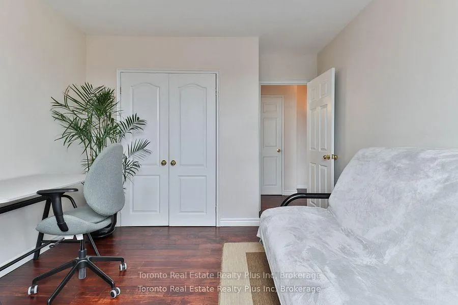Photo 23 of Unit 303, 55 Neptune Drive, Toronto, Englemount-Lawrence — HOMEH