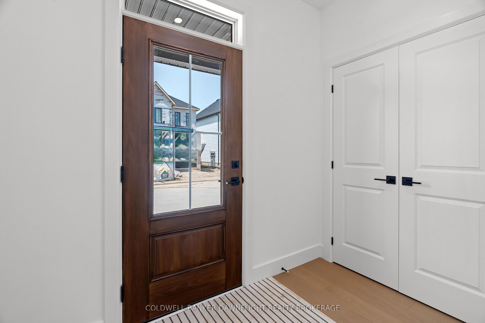 Photo 5 of Unit 28, 147 Scotts Drive, Lucan Biddulph, Lucan — HOMEH