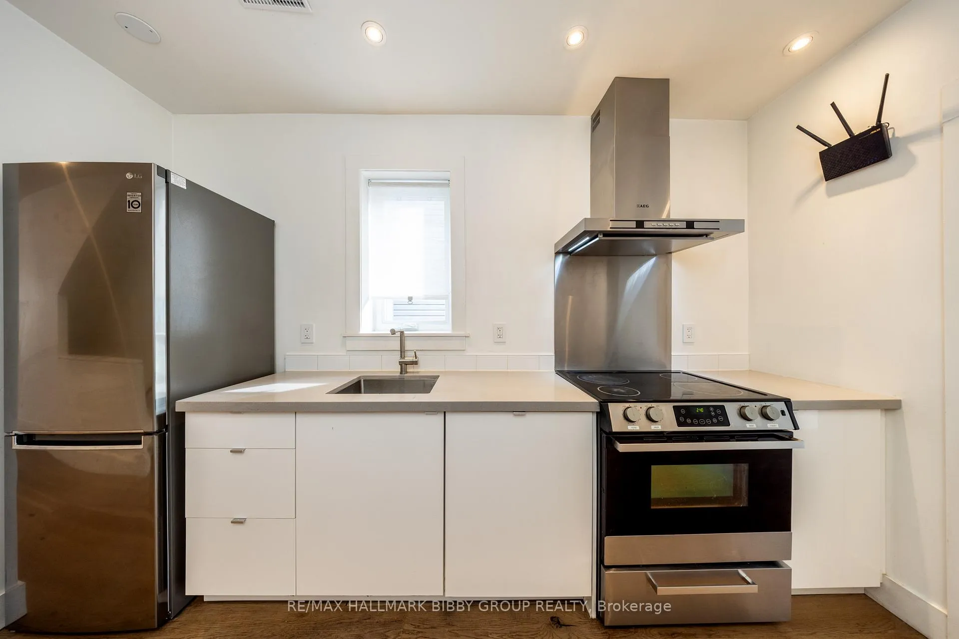 Photo 5 of Unit Main & Lower, 310 Pape Avenue, Toronto, South Riverdale — HOMEH