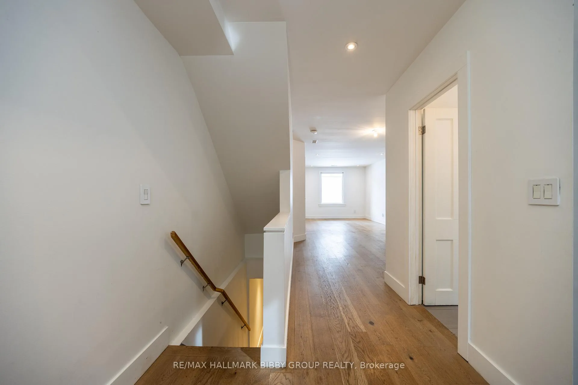 Photo 12 of Unit Main & Lower, 310 Pape Avenue, Toronto, South Riverdale — HOMEH