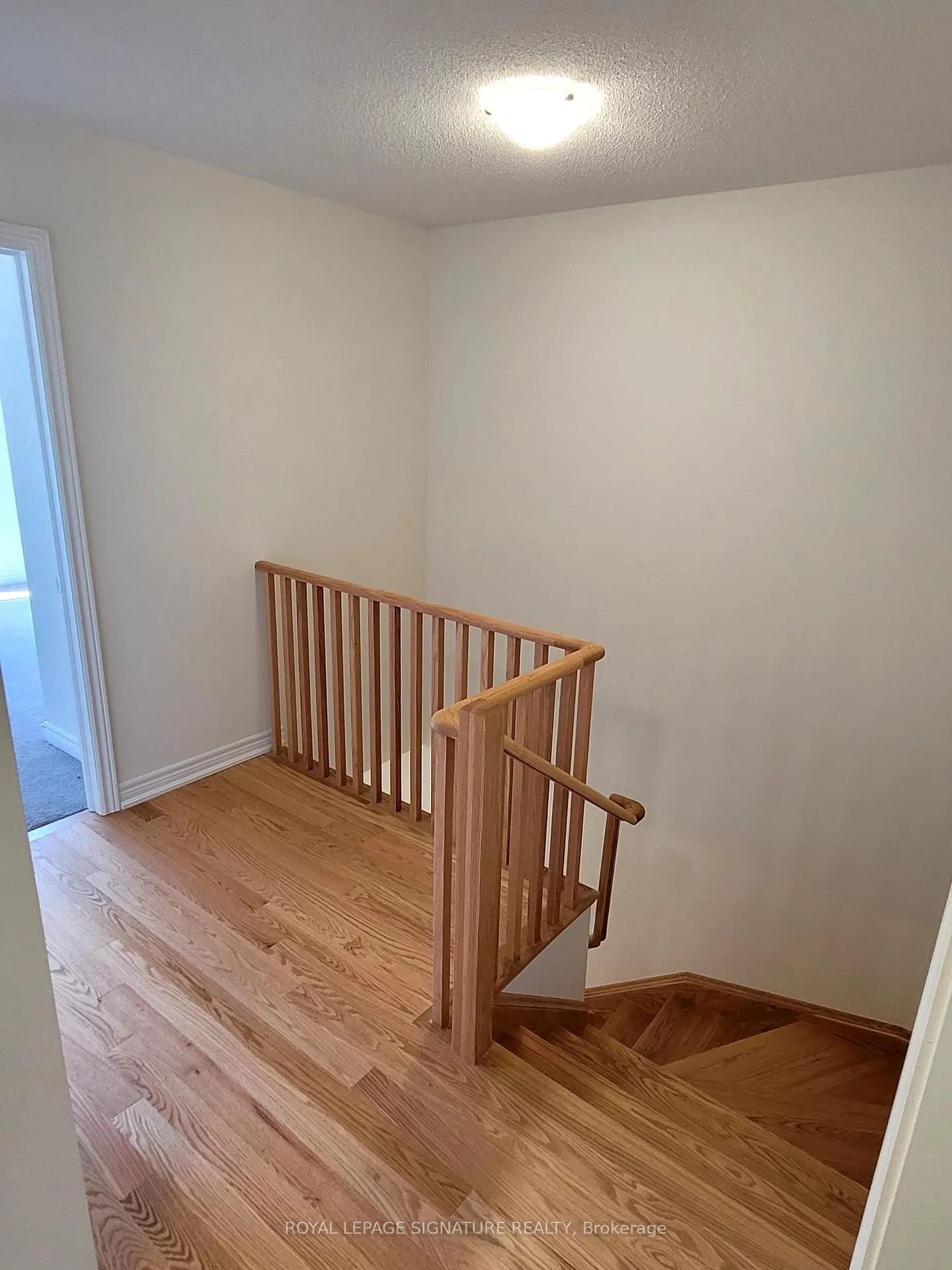Photo 16 of 48 Bayardo Drive, Oshawa, Windfields — HOMEH