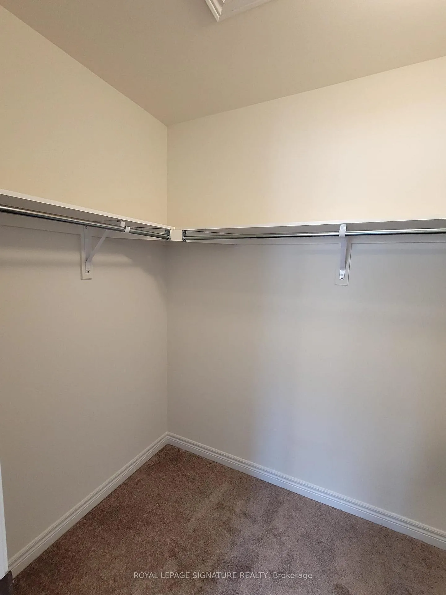 Photo 21 of 48 Bayardo Drive, Oshawa, Windfields — HOMEH