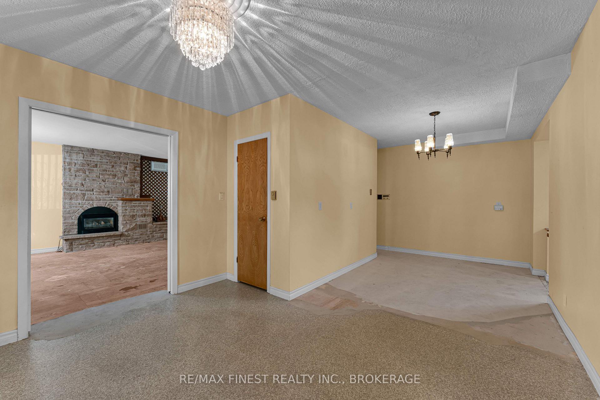 Photo 5 of 85 Holland Crescent, Kingston, Central City West — HOMEH