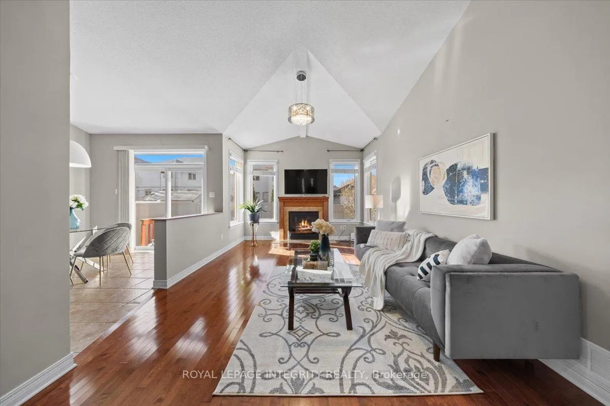 Photo 12 of 148 Rodeo Drive, Ottawa, Barrhaven - Longfields — HOMEH