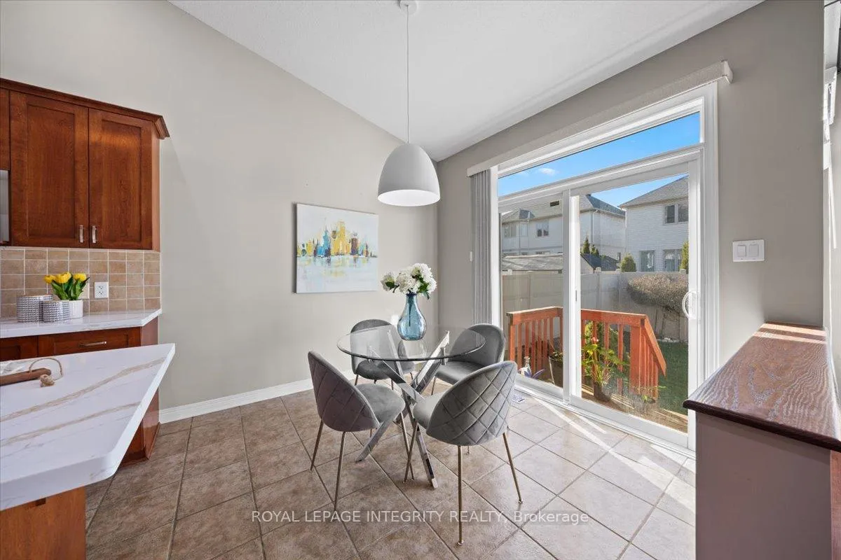 Photo 13 of 148 Rodeo Drive, Ottawa, Barrhaven - Longfields — HOMEH