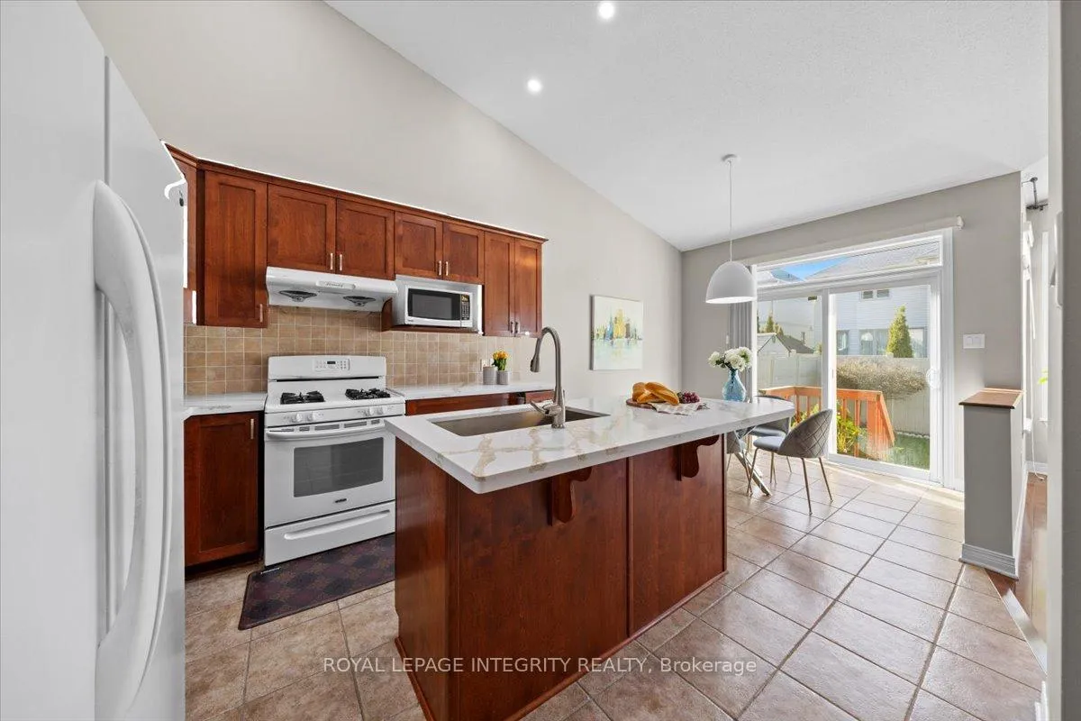Photo 15 of 148 Rodeo Drive, Ottawa, Barrhaven - Longfields — HOMEH