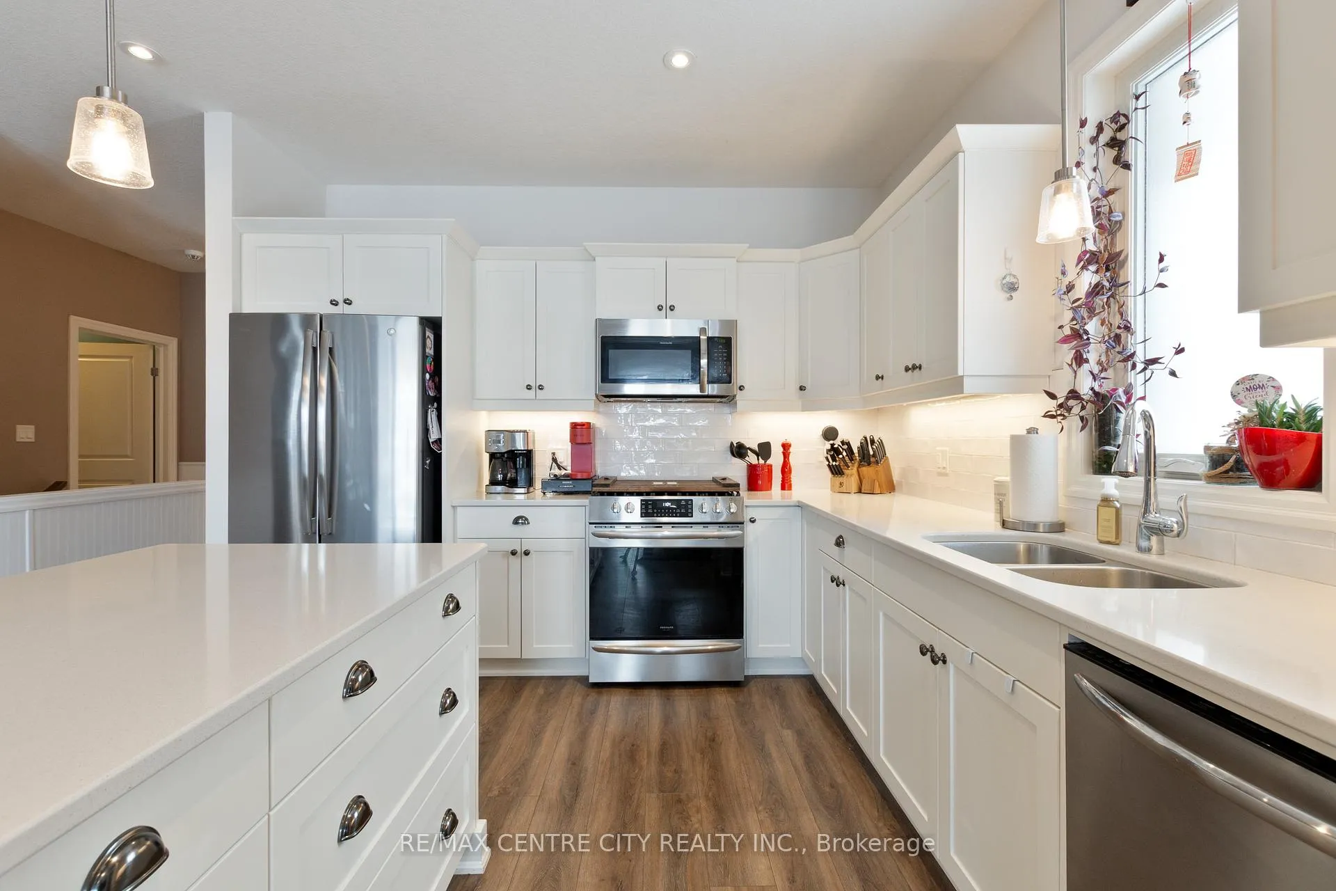 Photo 14 of 24 Renaissance Drive, St. Thomas — HOMEH