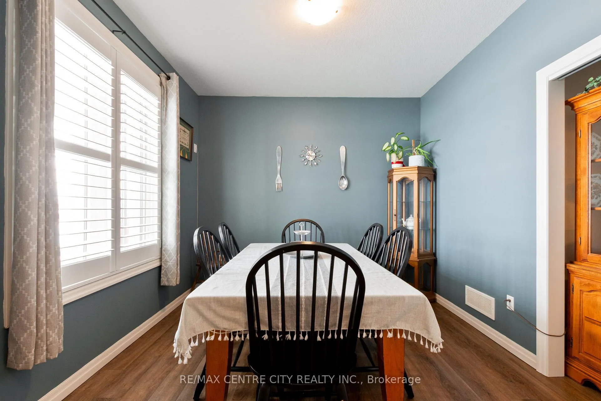 Photo 20 of 24 Renaissance Drive, St. Thomas — HOMEH