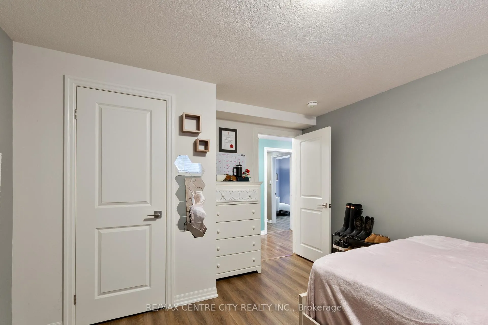 Photo 31 of 24 Renaissance Drive, St. Thomas — HOMEH