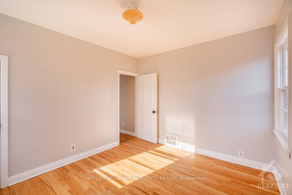 Photo 11 of 64 Tower Road, Ottawa, Meadowlands/St. Claire Gardens — HOMEH