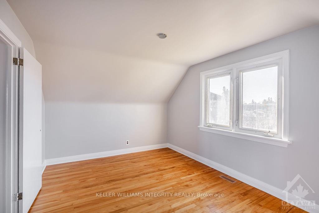 Photo 14 of 64 Tower Road, Ottawa, Meadowlands/St. Claire Gardens — HOMEH