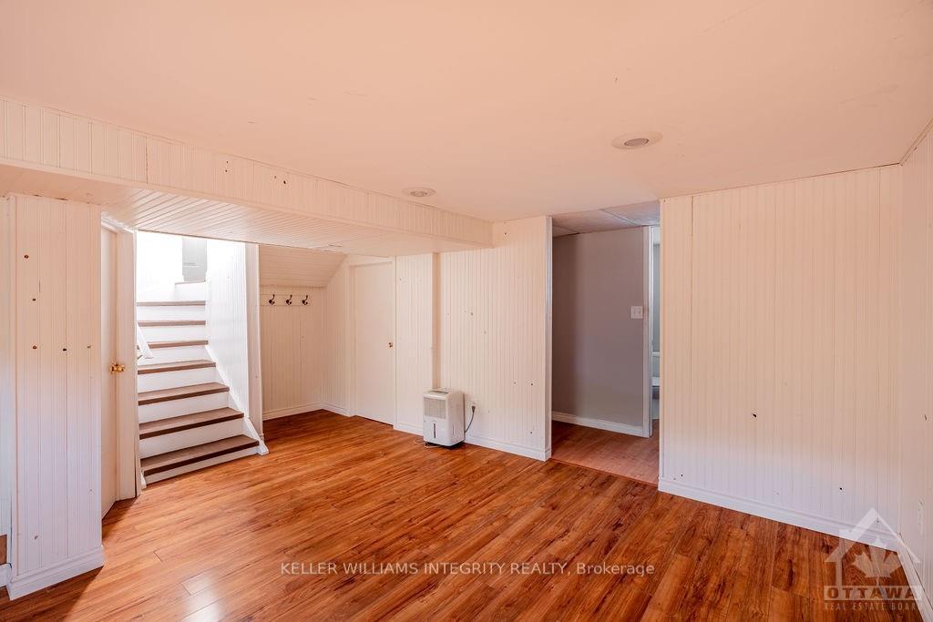Photo 19 of 64 Tower Road, Ottawa, Meadowlands/St. Claire Gardens — HOMEH