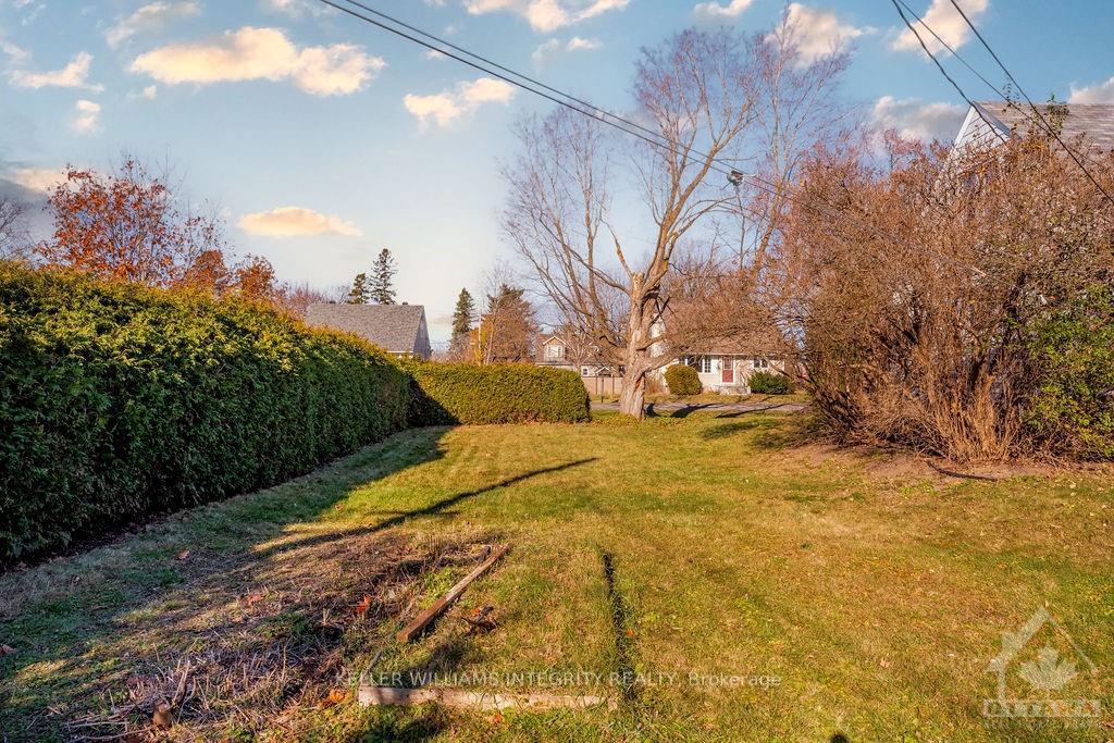 Photo 25 of 64 Tower Road, Ottawa, Meadowlands/St. Claire Gardens — HOMEH