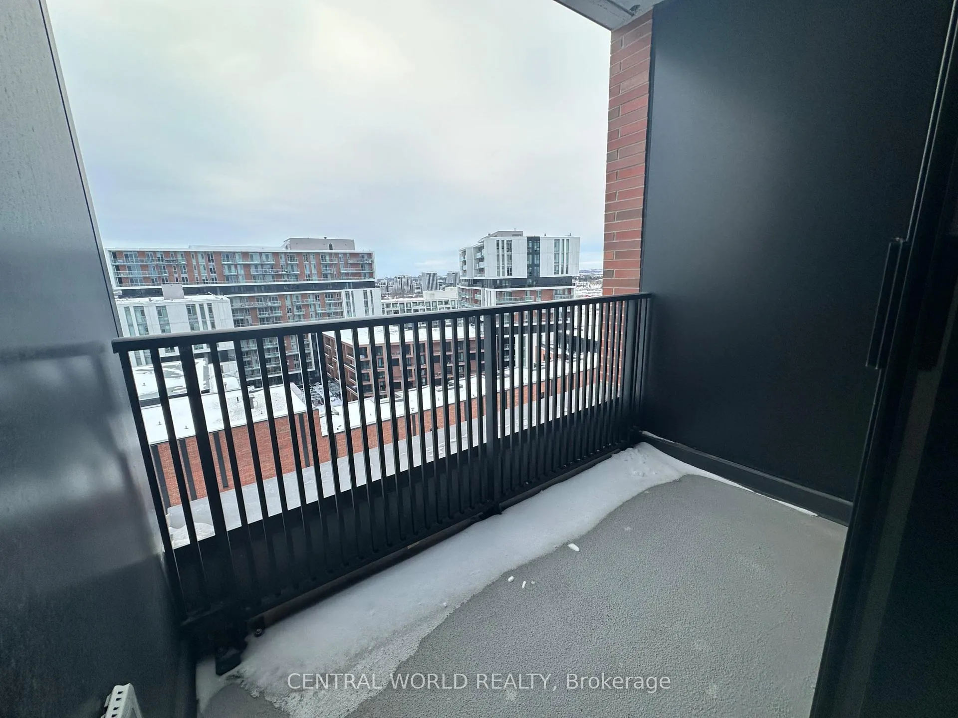 Photo 5 of Unit 1401, 38 Andre de grasse Street, Markham, Unionville — HOMEH