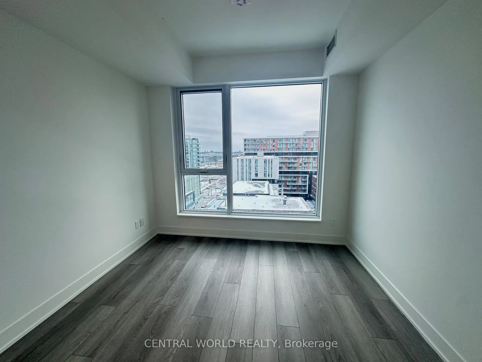 Photo 7 of Unit 1401, 38 Andre de grasse Street, Markham, Unionville — HOMEH