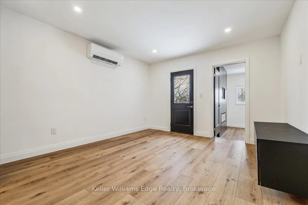 Photo 8 of Unit 2, 128 Gage Avenue S, Hamilton, Blakeley — HOMEH