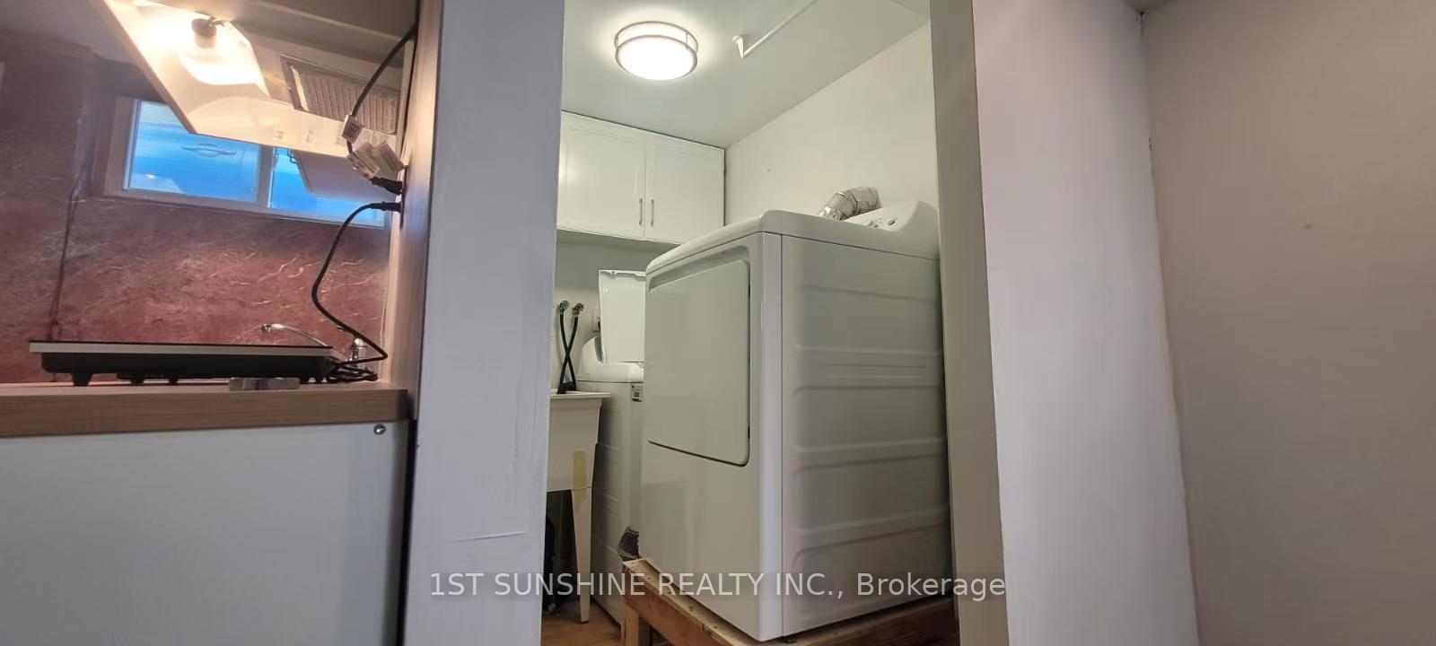 Photo 7 of Unit 8, 8 Frances Avenue, Hamilton, Lakeshore — HOMEH
