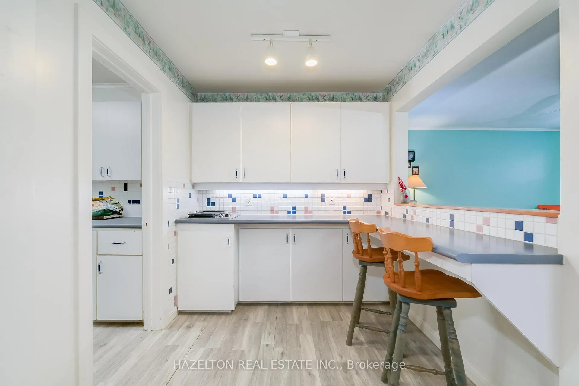 Photo 3 of 50 Buckingham Avenue, Toronto, Lawrence Park South — HOMEH