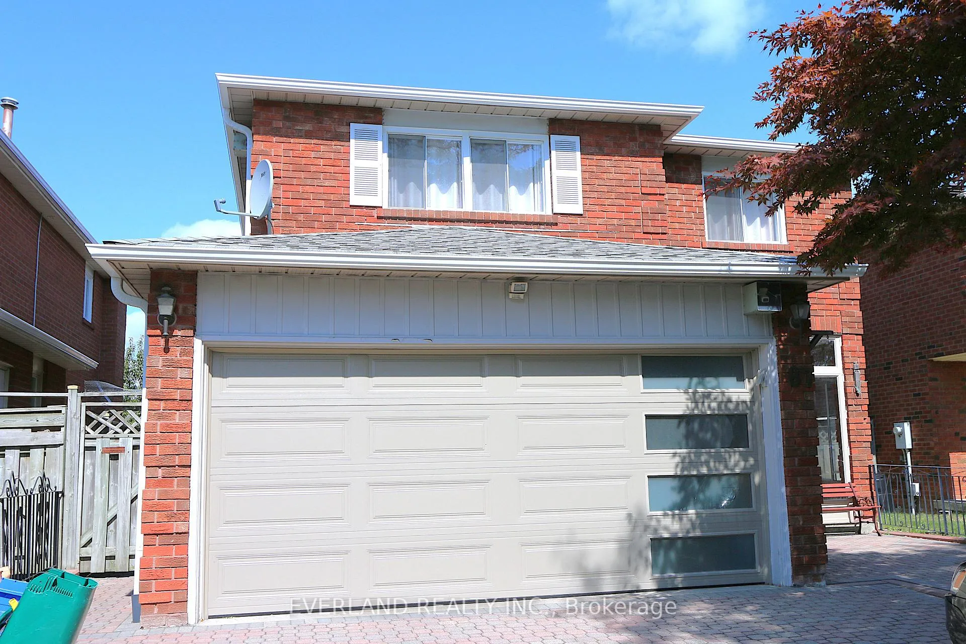 Photo 2 of 87 Kyla Crescent, Markham, Milliken Mills East — HOMEH