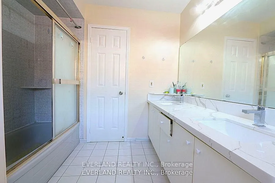 Photo 21 of 87 Kyla Crescent, Markham, Milliken Mills East — HOMEH
