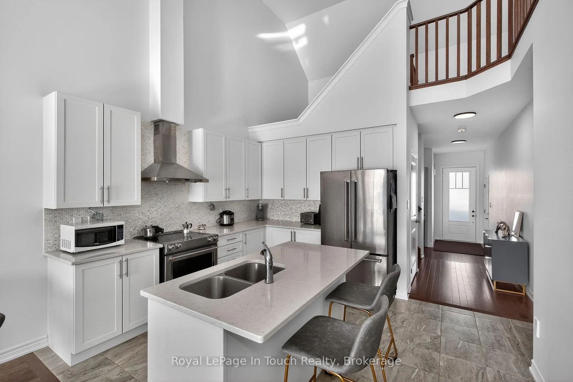 Photo 12 of 635 Bayport Boulevard, Midland — HOMEH