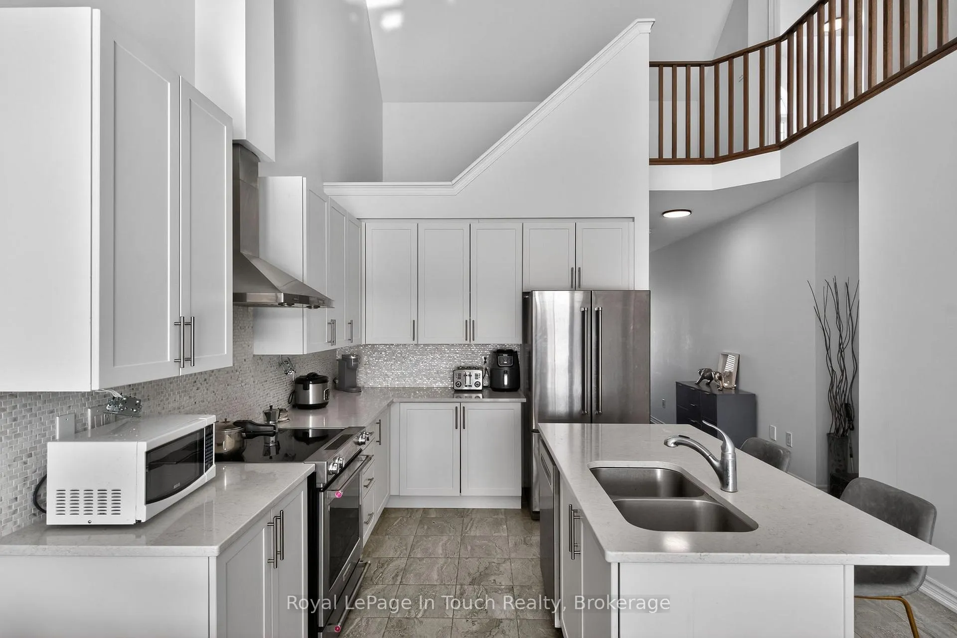 Photo 15 of 635 Bayport Boulevard, Midland — HOMEH