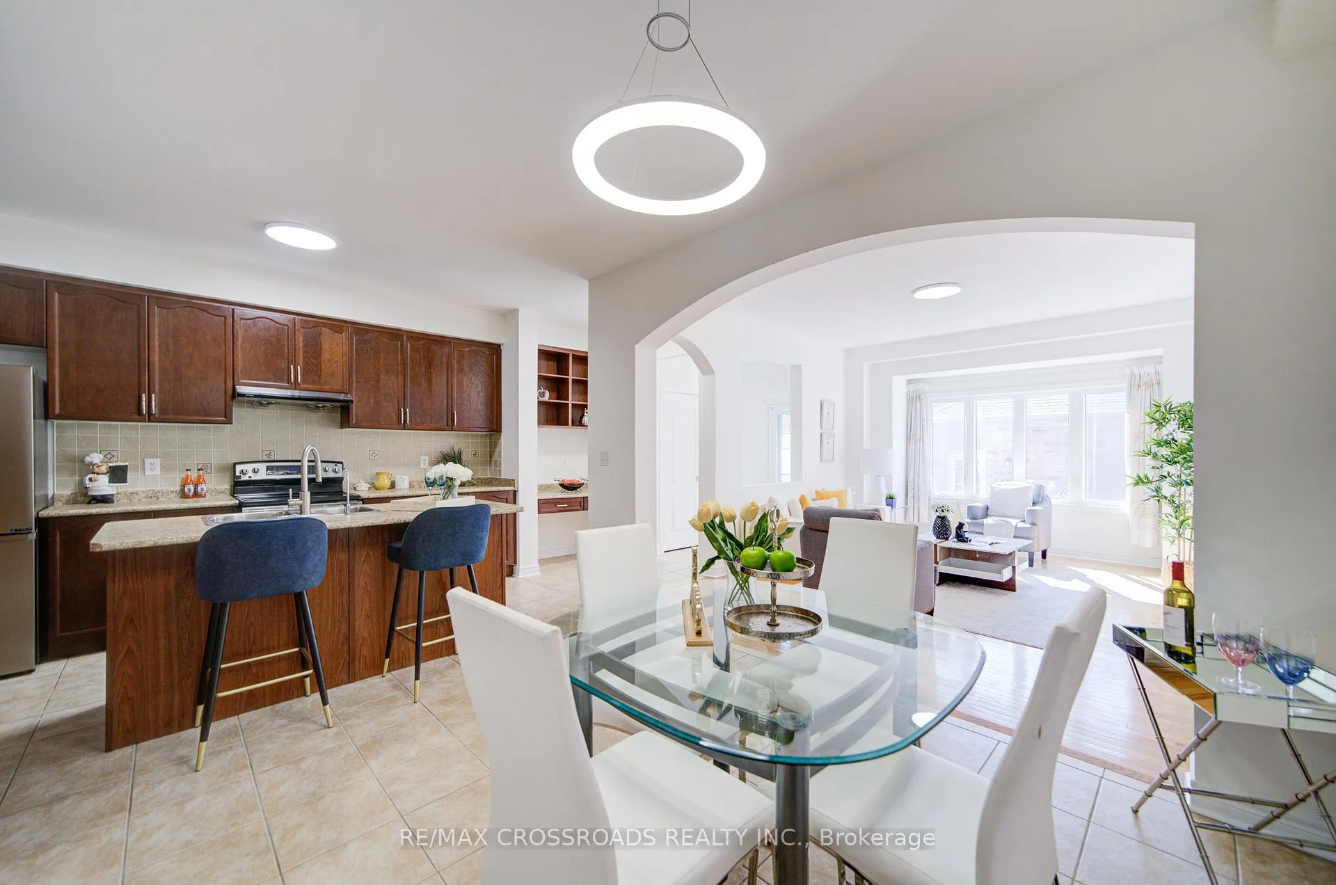 Photo 9 of 85 Shady Oaks Avenue, Markham, Cornell — HOMEH